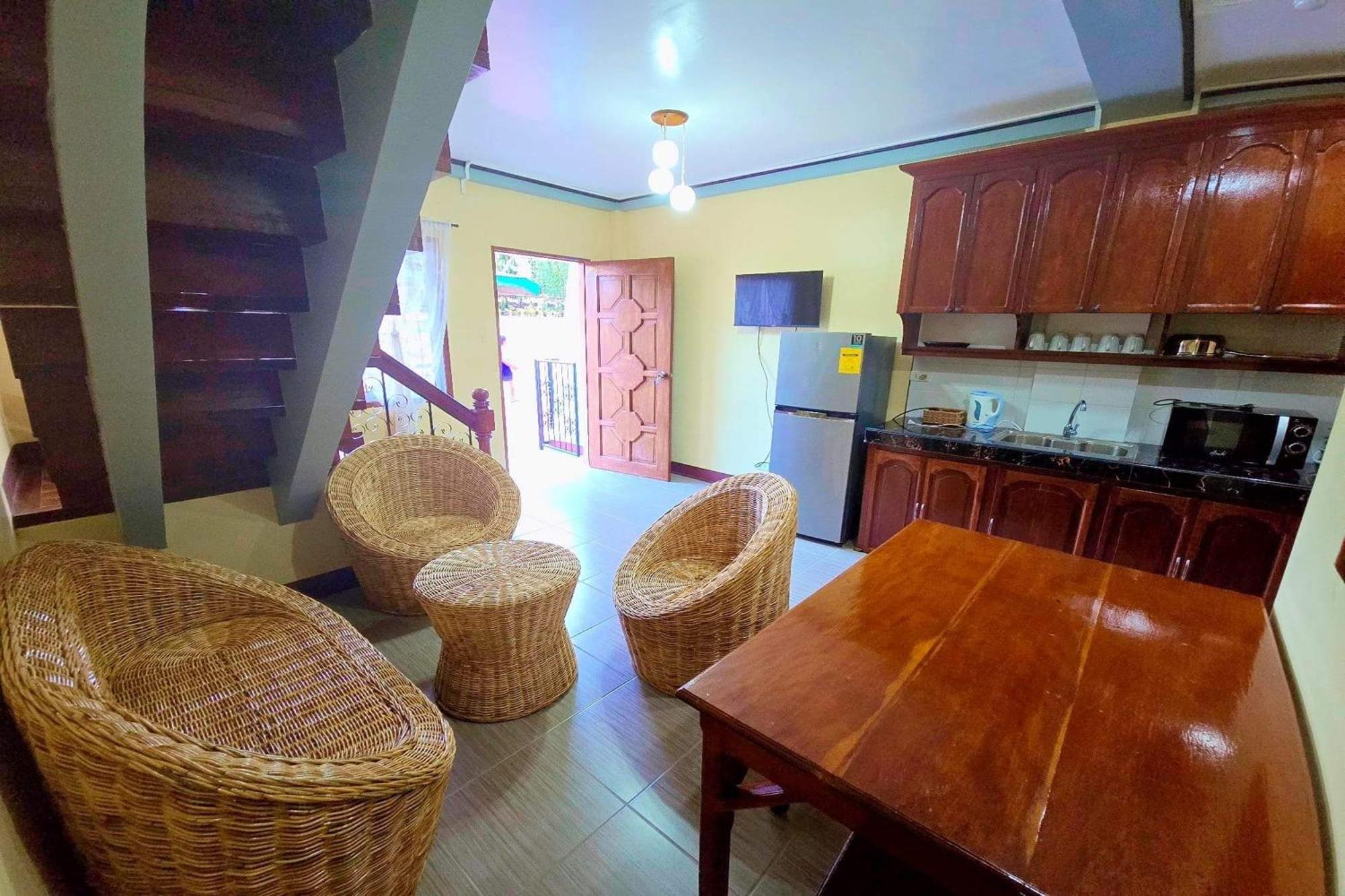 Nober Pension House City Center Puerto Princesa Dış mekan fotoğraf