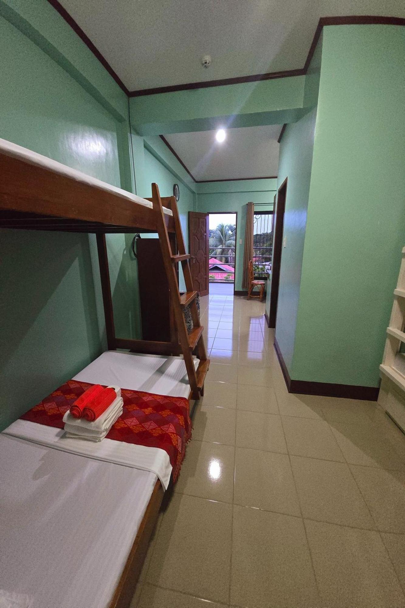Nober Pension House City Center Puerto Princesa Dış mekan fotoğraf