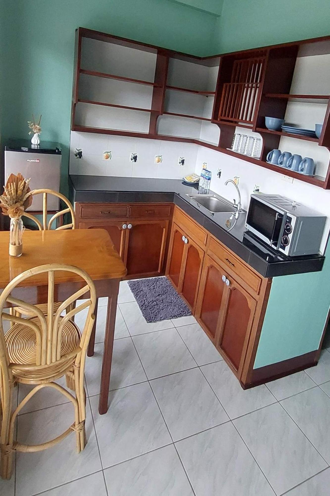 Nober Pension House City Center Puerto Princesa Dış mekan fotoğraf