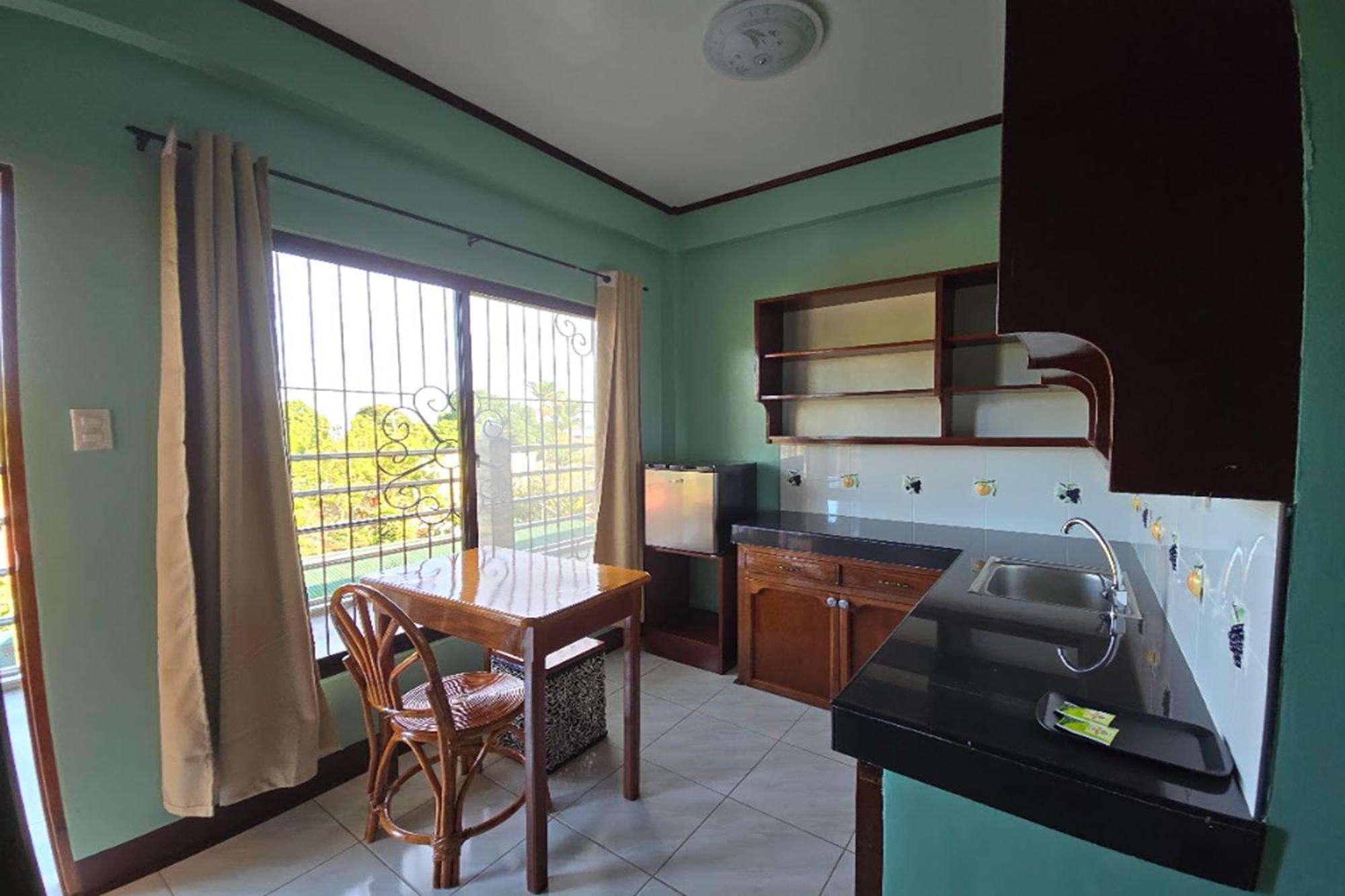 Nober Pension House City Center Puerto Princesa Dış mekan fotoğraf