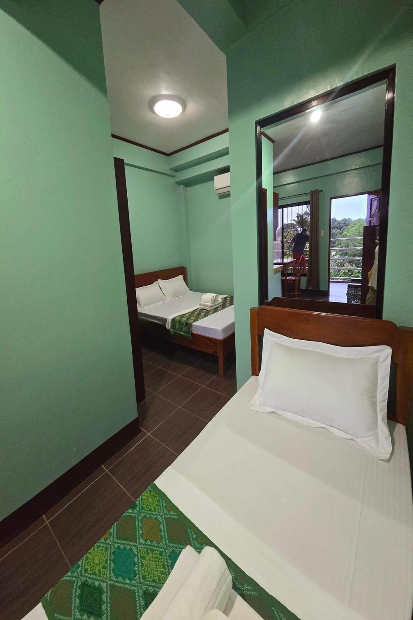 Nober Pension House City Center Puerto Princesa Dış mekan fotoğraf