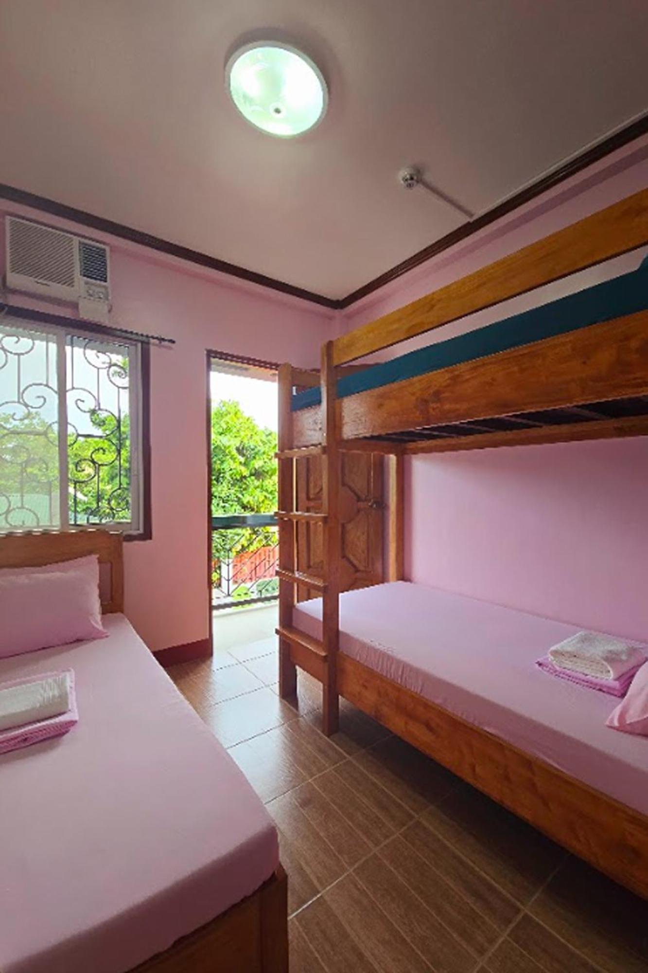 Nober Pension House City Center Puerto Princesa Dış mekan fotoğraf